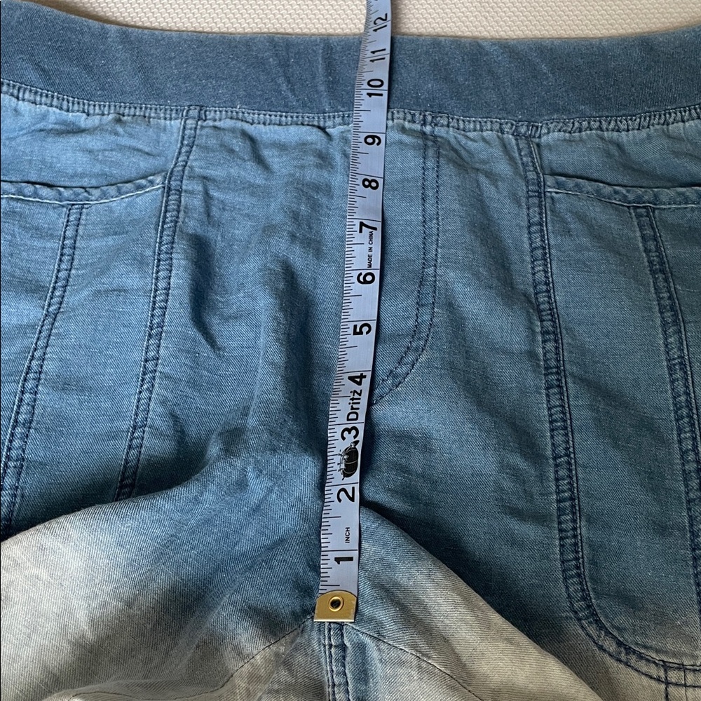 New XCVI Themia Twill Indigo Blue and White Ombre Bermuda Shorts Size Medium - Picture 8 of 11